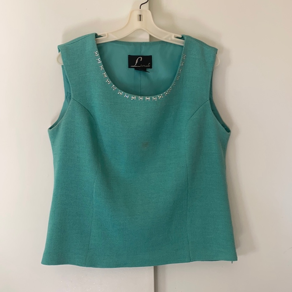 Women’s blouse and skirt. Light green. Knit wool.